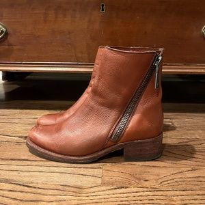 FRYE Boots Size 5.5, Brown (Fit like 6.5)